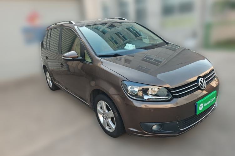 Used Volkswagen Touran 2011 1.4T DSG Zhiya Edition 5 Seats Front Right 45 Deg