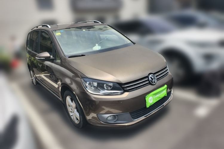 Used Volkswagen Touran 2011 1.4T DSG Zhiya Edition 5 Seats Front Right 45 Deg