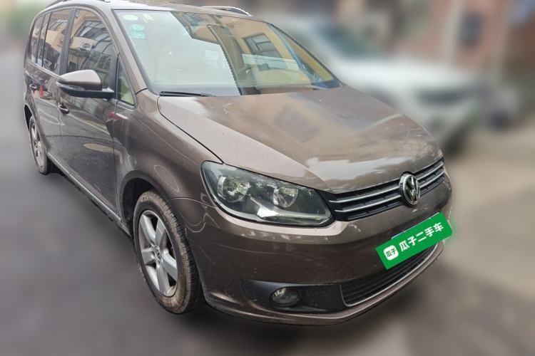 Used Volkswagen Touran 2011 1.4T DSG Zhiya Edition 5 Seats Front Right 45 Deg