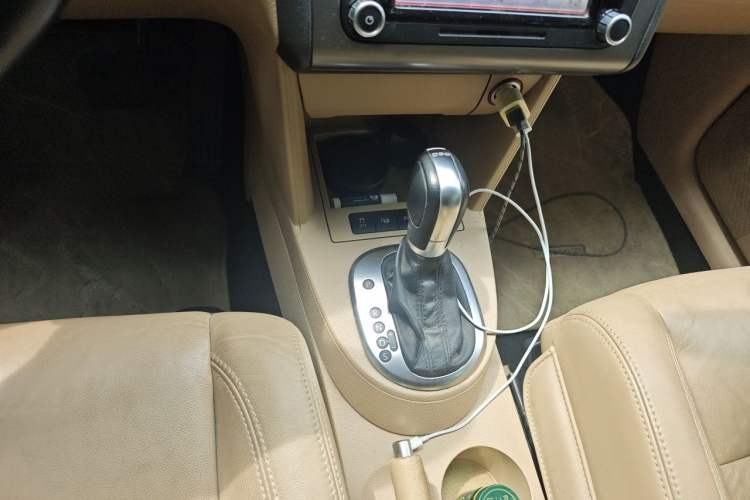 Used Volkswagen Touran 2011 1.4T DSG ZhiZhen Edition 5 Seats Gear Lever