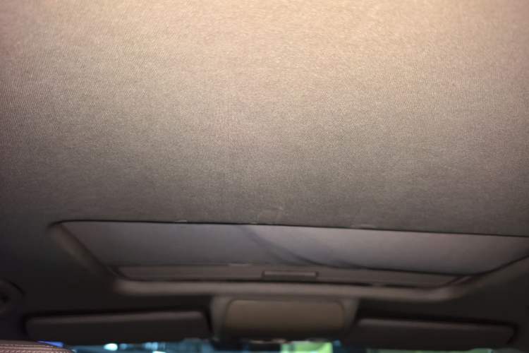 Used Volkswagen Touran 2011 1.4T DSG Zhiya Edition 5 Seats Headliner