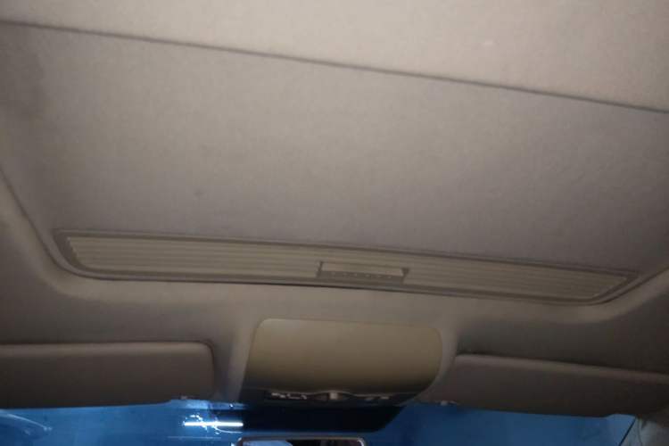 Used Volkswagen Touran 2011 1.4T DSG ZhiZhen Edition 5 Seats Headliner