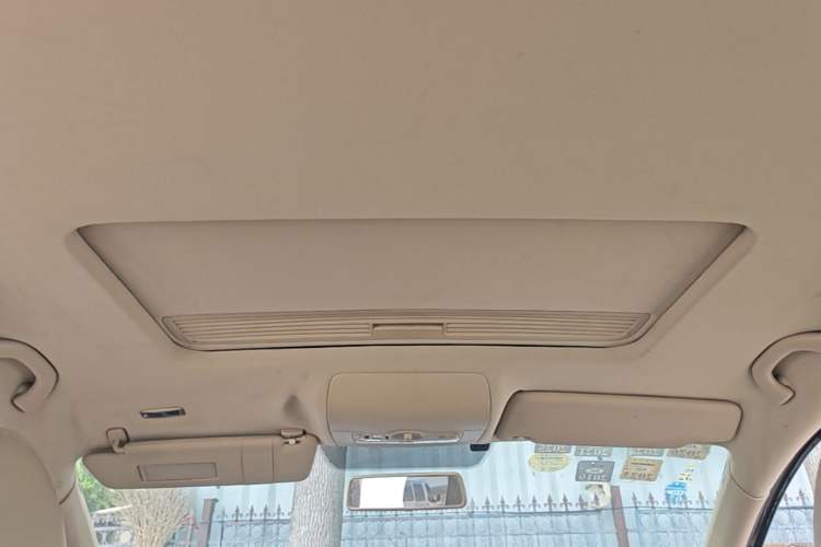 Used Volkswagen Touran 2011 1.4T DSG Zhiya Edition 5 Seats Headliner