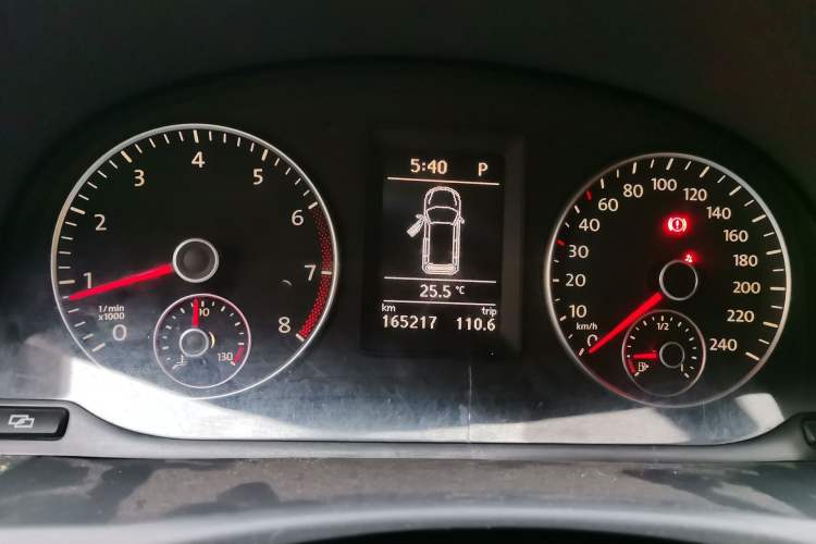 Used Volkswagen Touran 2011 1.4T DSG Zhiya Edition 5 Seats Instrument Cluster