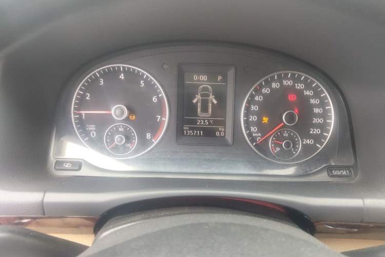 Used Volkswagen Touran 2011 1.4T DSG ZhiZhen Edition 5 Seats Instrument Cluster