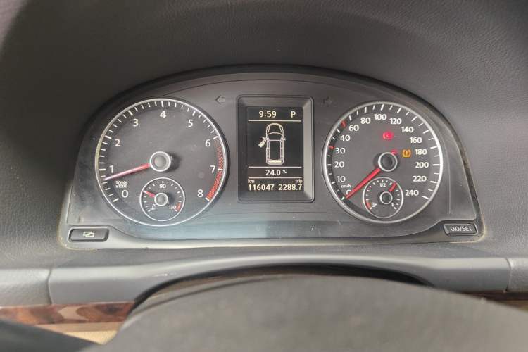 Used Volkswagen Touran 2011 1.4T DSG ZhiZhen Edition 5 Seats Instrument Cluster