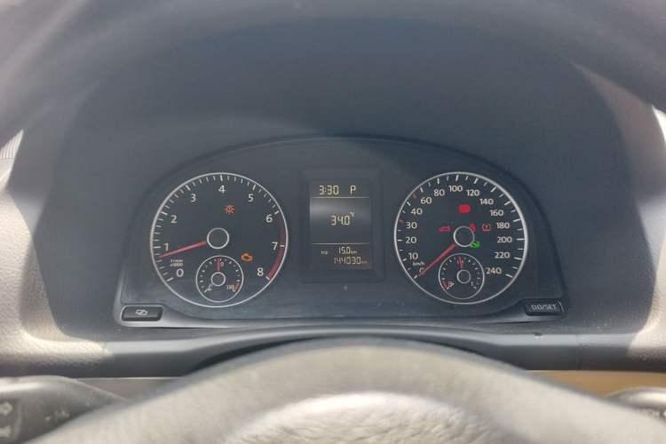 Used Volkswagen Touran 2011 1.4T DSG Zhiya Edition 5 Seats Instrument Cluster