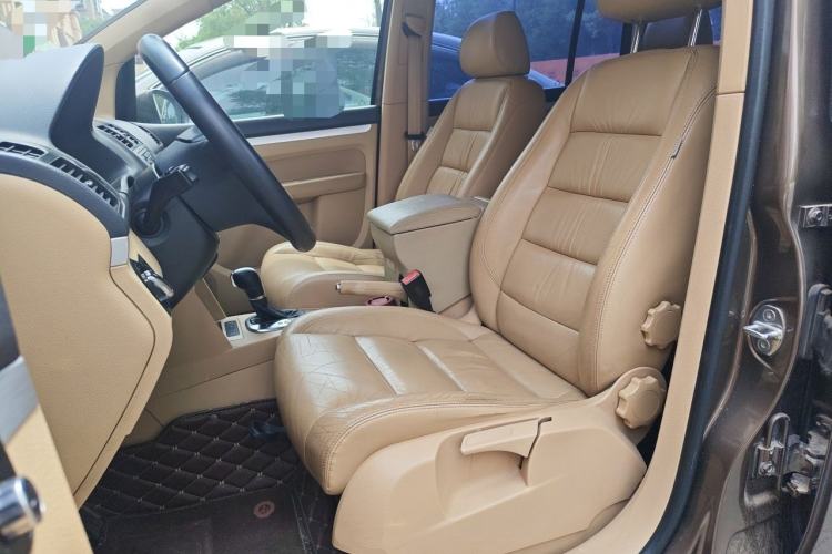 Used Volkswagen Touran 2011 1.4T DSG Zhiya Edition 5 Seats Left Front Seat