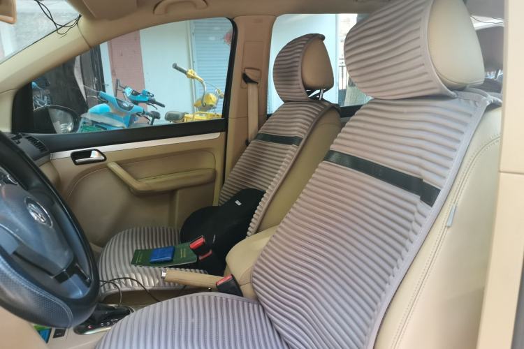 Used Volkswagen Touran 2011 1.4T DSG Zhiya Edition 5 Seats Left Front Seat