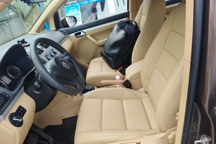 Used Volkswagen Touran 2011 1.4T DSG Zhiya Edition 5 Seats Left Front Seat