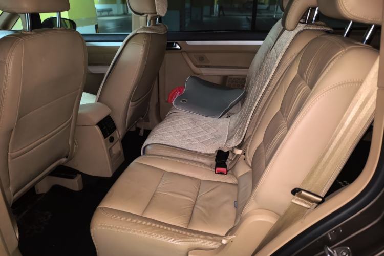 Used Volkswagen Touran 2011 1.4T DSG Zhiya Edition 5 Seats Left Rear Seat