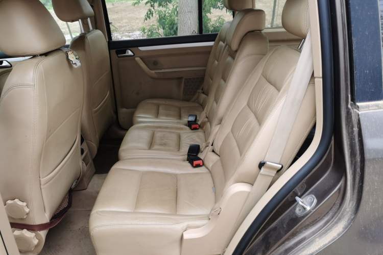 Used Volkswagen Touran 2011 1.4T Manual Zhiya Edition 5 Seats Left Rear Seat