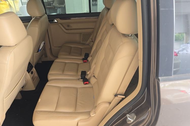Used Volkswagen Touran 2011 1.4T DSG ZhiZhen Edition 5 Seats Left Rear Seat