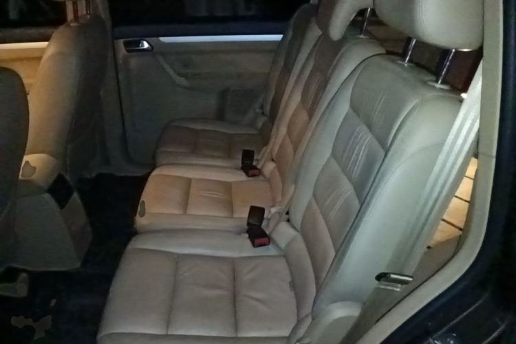 Used Volkswagen Touran 2011 1.4T DSG Zhiya Edition 5 Seats Left Rear Seat