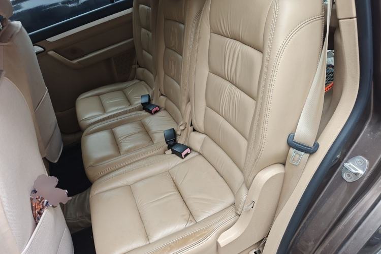 Used Volkswagen Touran 2011 1.4T DSG Zhiya Edition 5 Seats Left Rear Seat