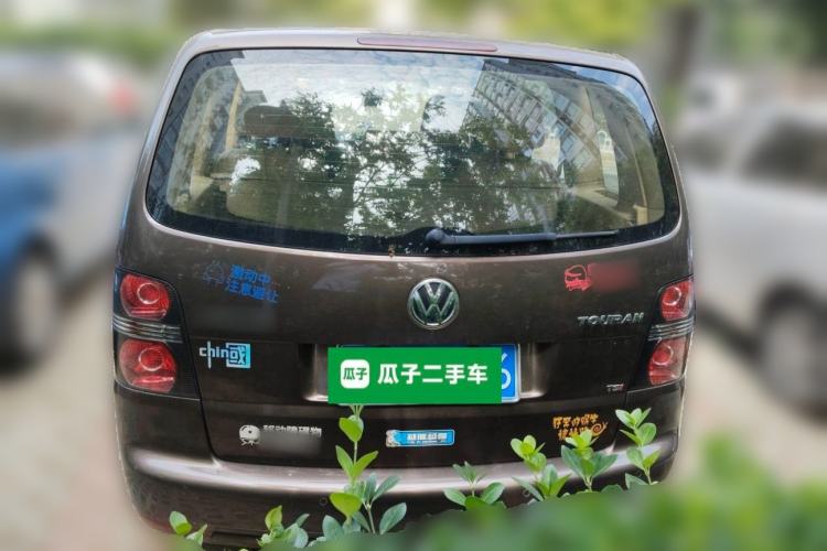 Used Volkswagen Touran 2011 1.4T Manual ZhiShang Edition 5-seater Rear