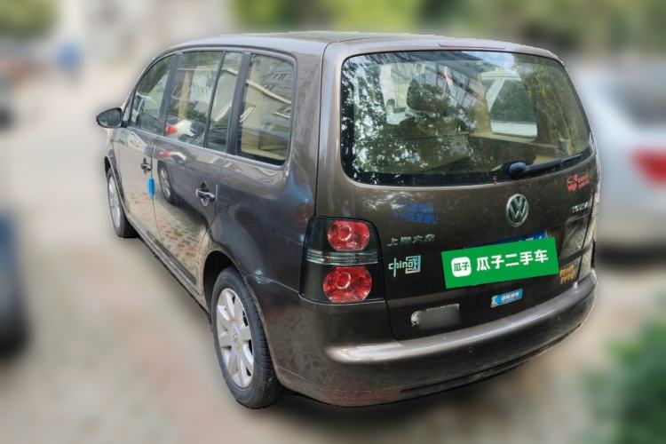 Used Volkswagen Touran 2011 1.4T Manual ZhiShang Edition 5-seater Rear Left 45 Deg