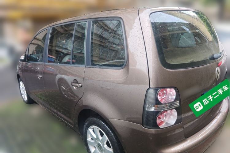Used Volkswagen Touran 2011 1.4T Manual ZhiShang Edition 5-seater Rear Left 45 Deg