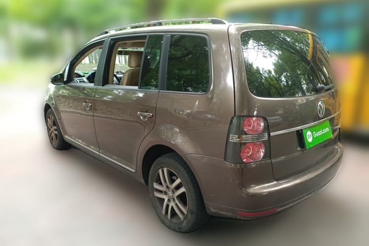 Used Volkswagen Touran 2011 1.4T Manual ZhiZhen Edition 5 Seats Rear Left 45 Deg