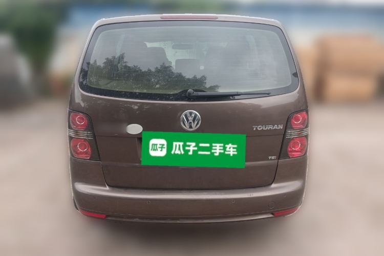 Used Volkswagen Touran 2011 1.4T Manual ZhiShang Edition 5-seater Rear