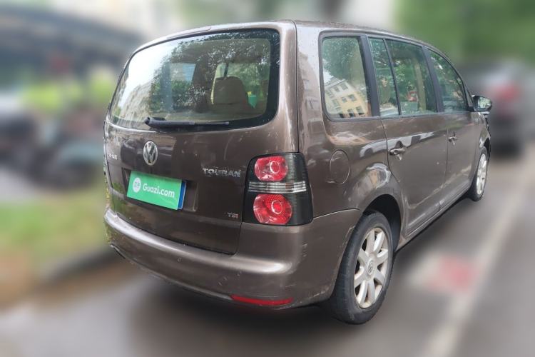Used Volkswagen Touran 2011 1.4T Manual ZhiShang Edition 5-seater Rear Right 45 Deg