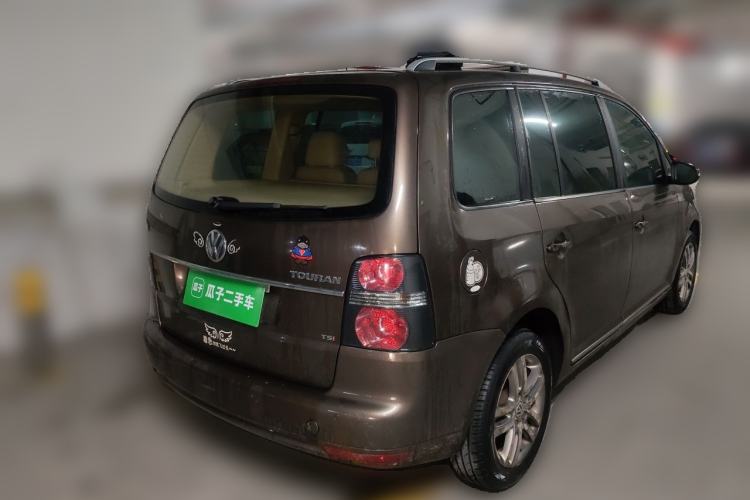 Used Volkswagen Touran 2011 1.4T DSG ZhiZhen Edition 5 Seats Rear Right 45 Deg