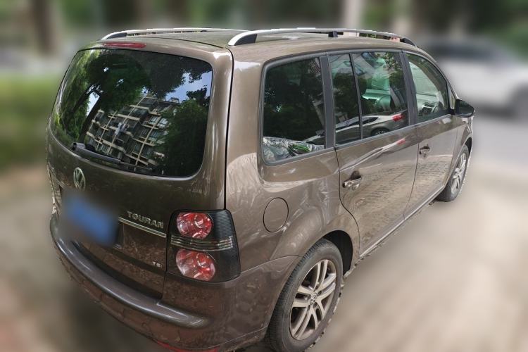 Used Volkswagen Touran 2011 1.4T DSG ZhiZhen Edition 5 Seats Rear Right 45 Deg