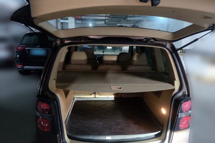 Used Volkswagen Touran 2011 1.4T DSG ZhiZhen Edition 5 Seats Trunk