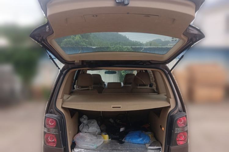 Used Volkswagen Touran 2011 1.4T Manual ZhiShang Edition 5-seater Trunk