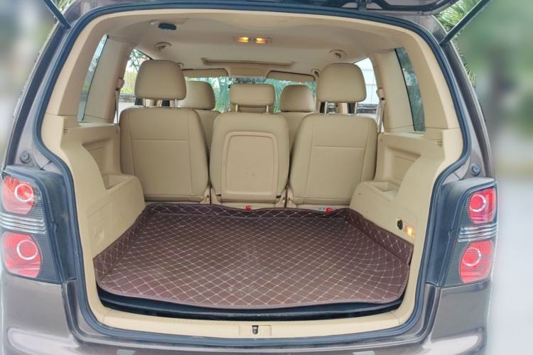 Used Volkswagen Touran 2011 1.4T DSG Zhiya Edition 5 Seats Trunk