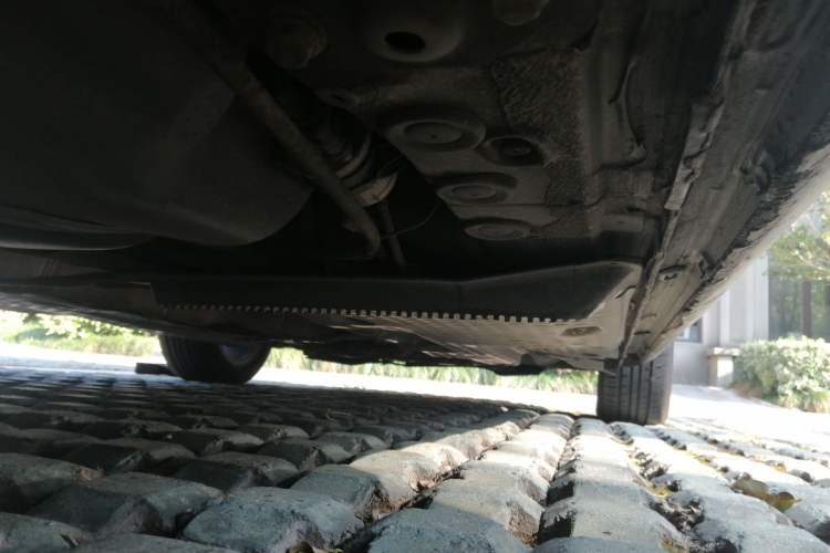 Used Volkswagen Touran 2011 1.4T DSG Zhiya Edition 5 Seats Chassis Rear Right