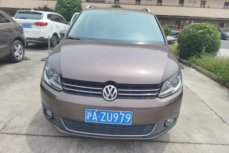 Used Volkswagen Touran 2011 1.4T DSG ZhiZhen Edition 5 Seats Front