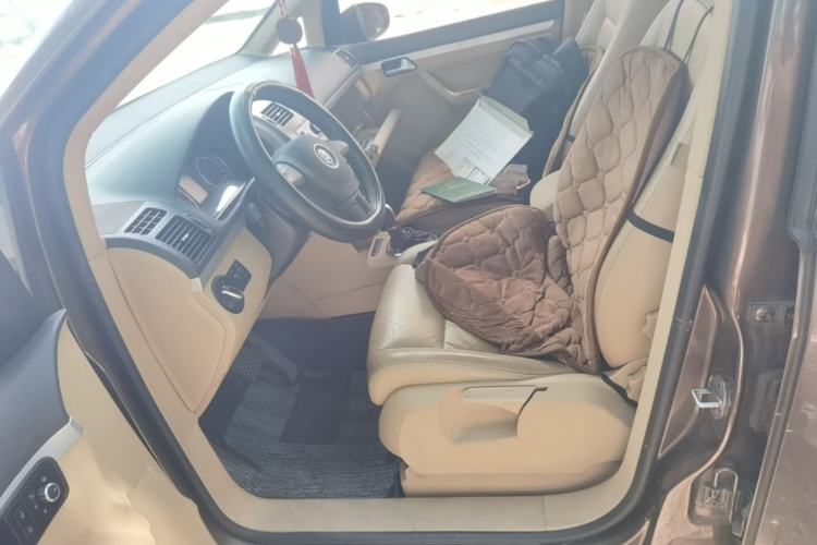 Used Volkswagen Touran 2011 1.4T DSG Zhiya Edition 5 Seats Left Front Seat