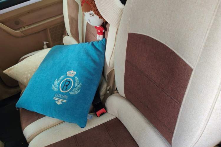 Used Volkswagen Touran 2011 1.4T DSG Zhiya Edition 5 Seats Left Rear Seat