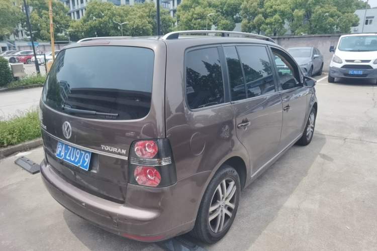 Used Volkswagen Touran 2011 1.4T DSG ZhiZhen Edition 5 Seats Rear Right 45 Deg