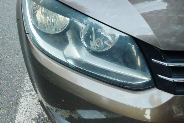 Used Volkswagen Touran 2011 1.4T DSG Zhiya Edition 5 Seats Right Front Headlight