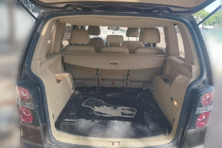 Used Volkswagen Touran 2011 1.4T DSG Zhiya Edition 5 Seats Trunk