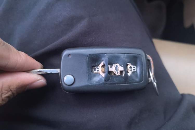 Used Volkswagen Touran 2011 1.4T DSG Zhiya Edition 5 Seats Vehicle Key