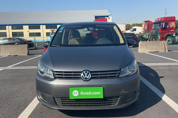 Used Volkswagen Touran 2011 1.4T Manual ZhiShang Edition 5-seater Exterior 1