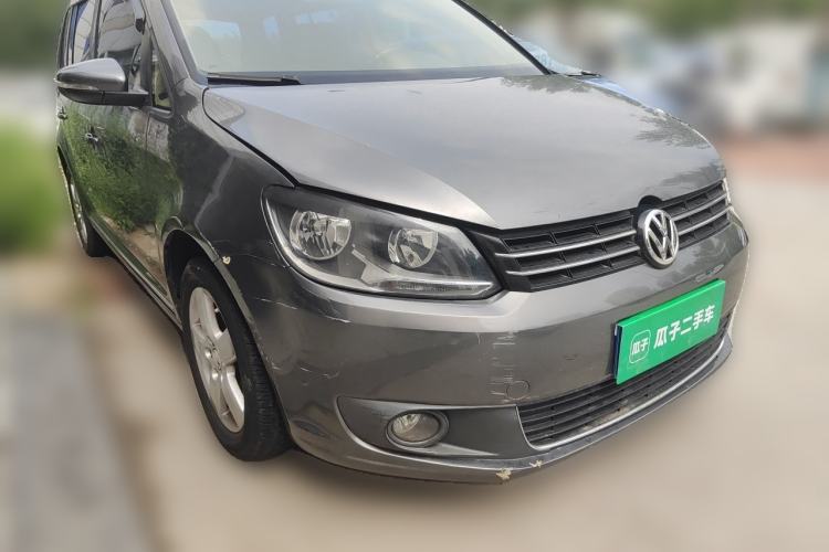 Used Volkswagen Touran 2011 1.4T DSG Zhiya Edition 5 Seats Front Right 45 Deg