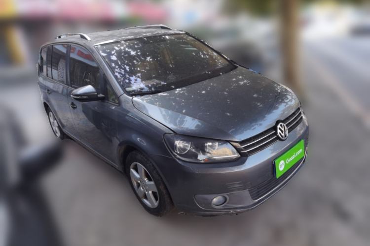 Used Volkswagen Touran 2011 1.4T DSG Zhiya Edition 5 Seats Front Right 45 Deg
