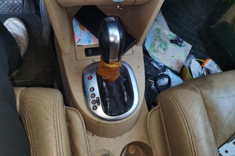 Used Volkswagen Touran 2011 1.4T DSG Zhiya Edition 5 Seats Gear Lever