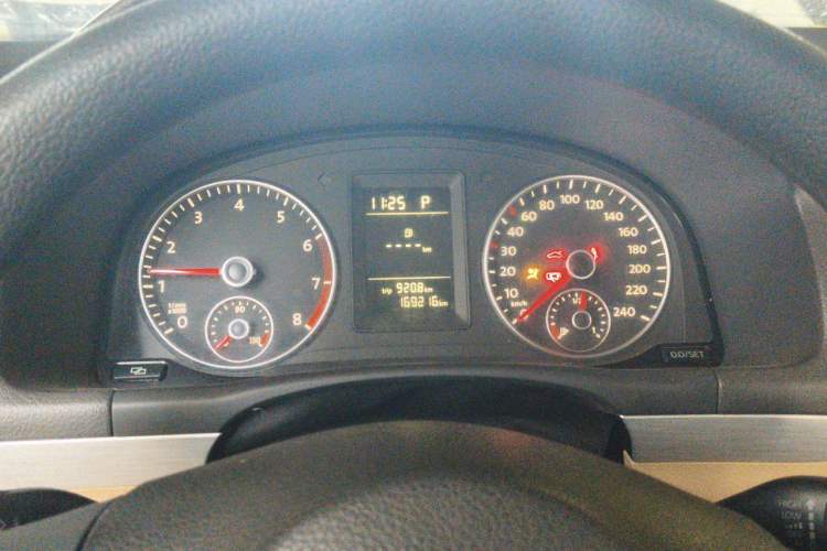 Used Volkswagen Touran 2011 1.4T DSG Zhiya Edition 5 Seats Instrument Cluster
