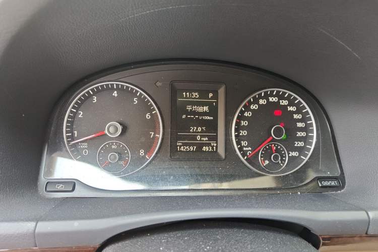 Used Volkswagen Touran 2011 1.4T DSG ZhiZhen Edition 5 Seats Instrument Cluster