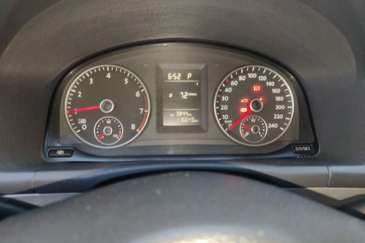 Used Volkswagen Touran 2011 1.4T DSG Zhiya Edition 5 Seats Instrument Cluster