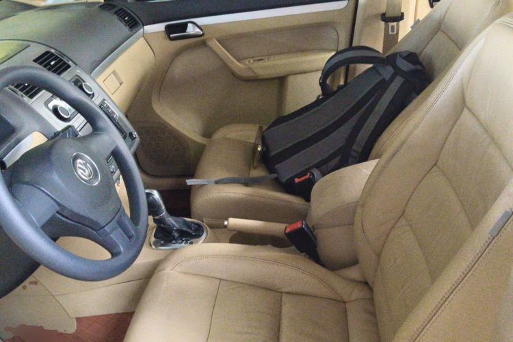 Used Volkswagen Touran 2011 1.4T DSG Zhiya Edition 5 Seats Left Front Seat