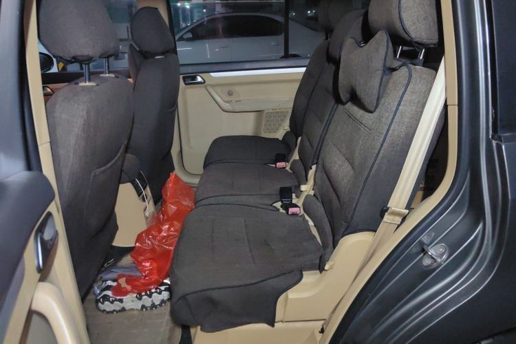 Used Volkswagen Touran 2011 1.4T DSG Zhiya Edition 5 Seats Left Rear Seat