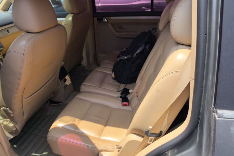 Used Volkswagen Touran 2011 1.4T DSG Zhiya Edition 5 Seats Left Rear Seat