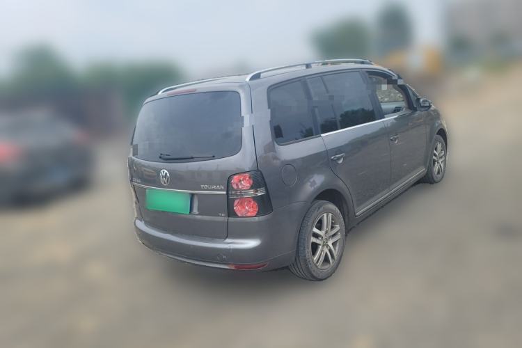 Used Volkswagen Touran 2011 1.4T DSG ZhiZhen Edition 7-Seater Rear Right 45 Deg