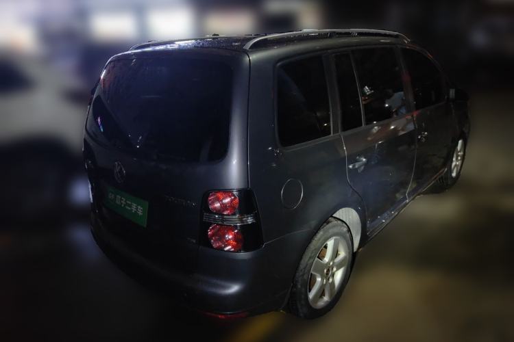 Used Volkswagen Touran 2011 1.4T DSG Zhiya Edition 5 Seats Rear Right 45 Deg